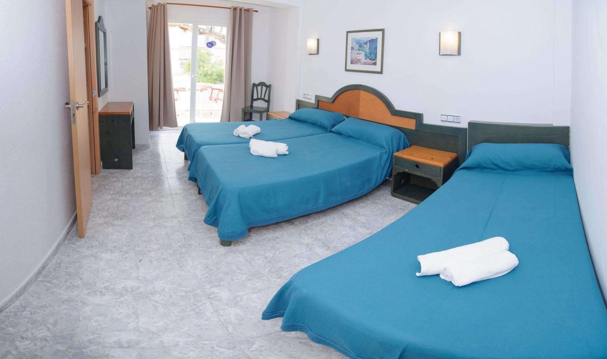 Hostal Rosalia Сан-Антоніо Екстер'єр фото